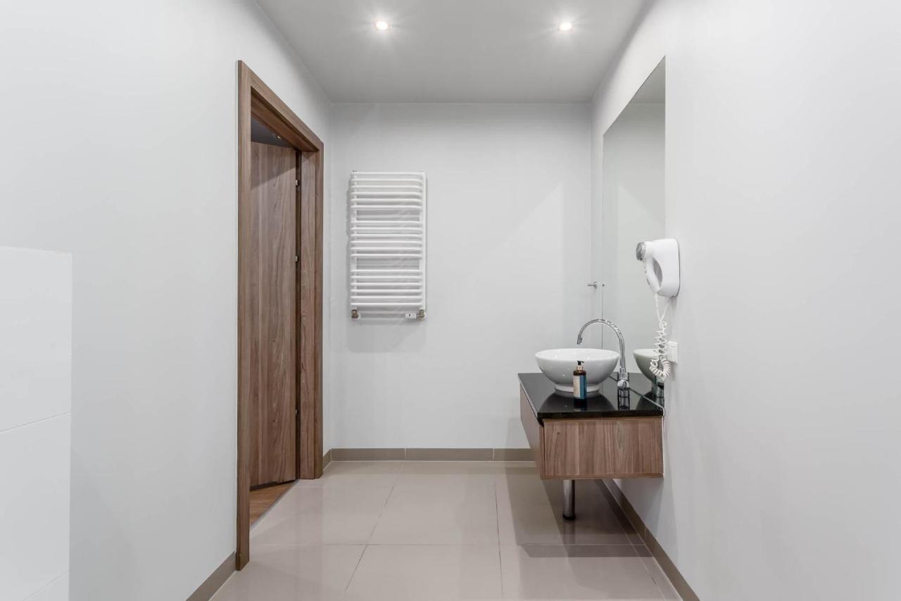 ורשה Rent Like Home - Oxygen Wronia 45 II מראה חיצוני תמונה